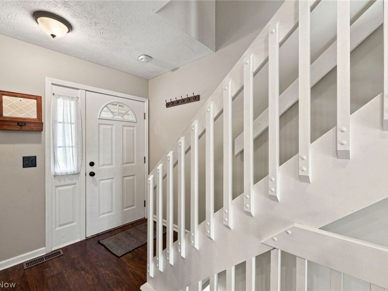 841 Overlook Ridge Drive, Cleveland, OH 44109 Photo 3