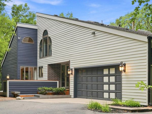 15120 Chestnut Circle, Burnsville, MN 55306