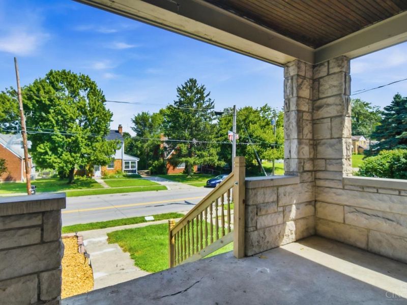 2541 Losantiville Avenue, Golf Manor, OH 45237 Photo 4