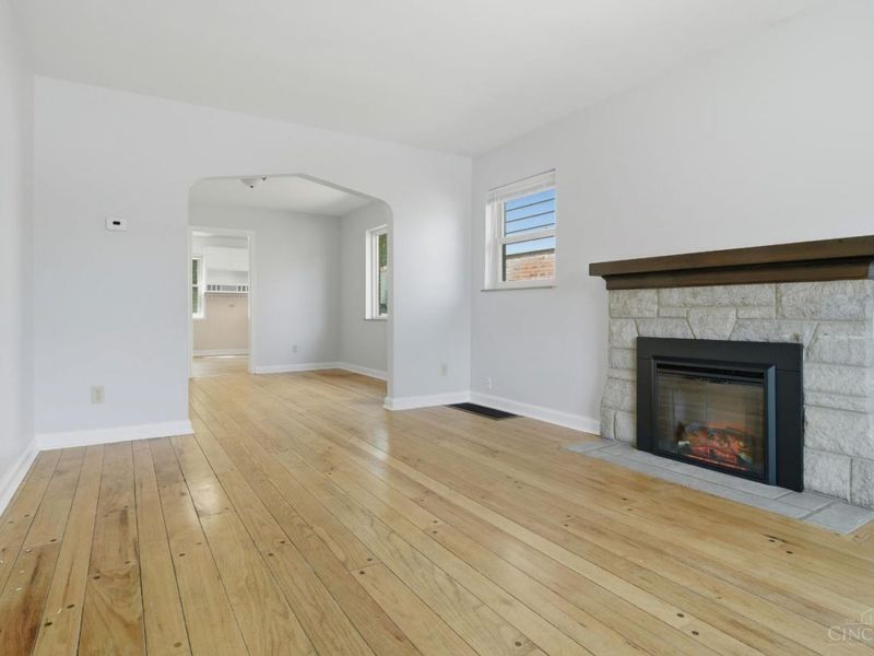 2541 Losantiville Avenue, Golf Manor, OH 45237 Photo 6