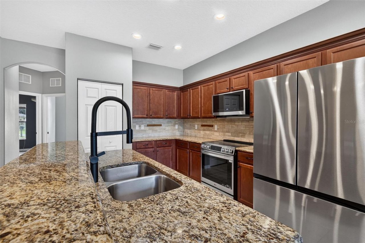 27 Porwyn Lane , Palm Coast, FL 32164 Photo