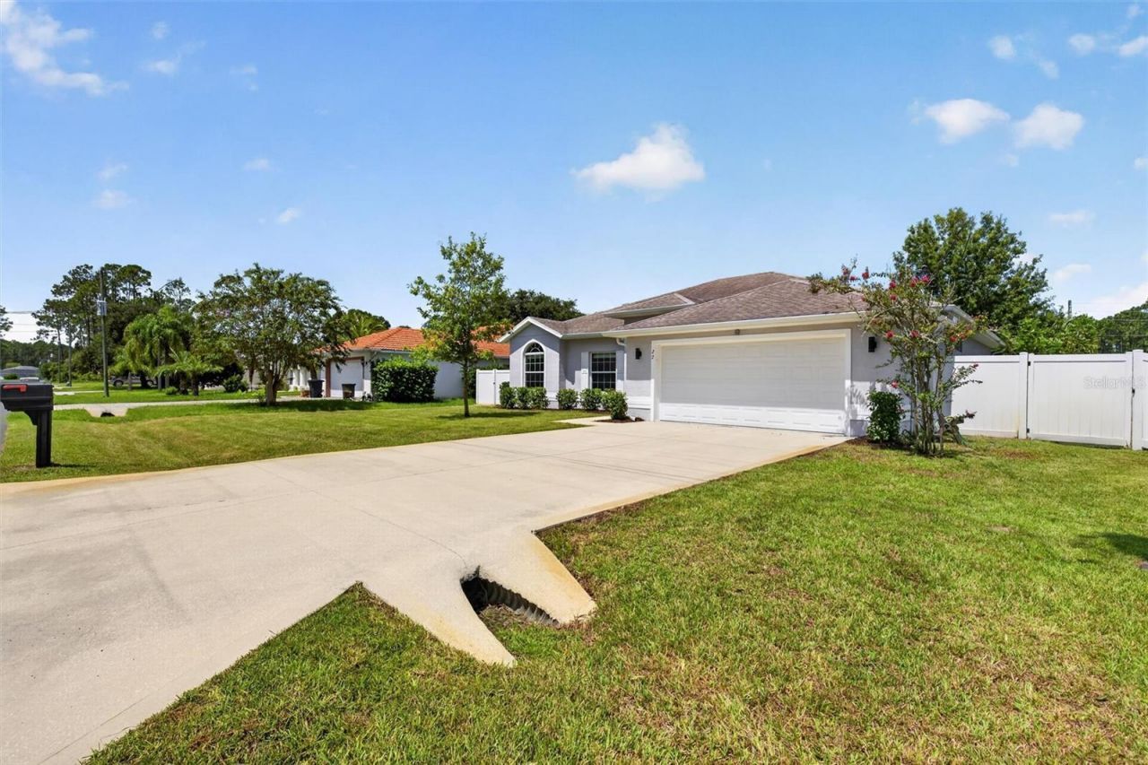 27 Porwyn Lane , Palm Coast, FL 32164 Photo