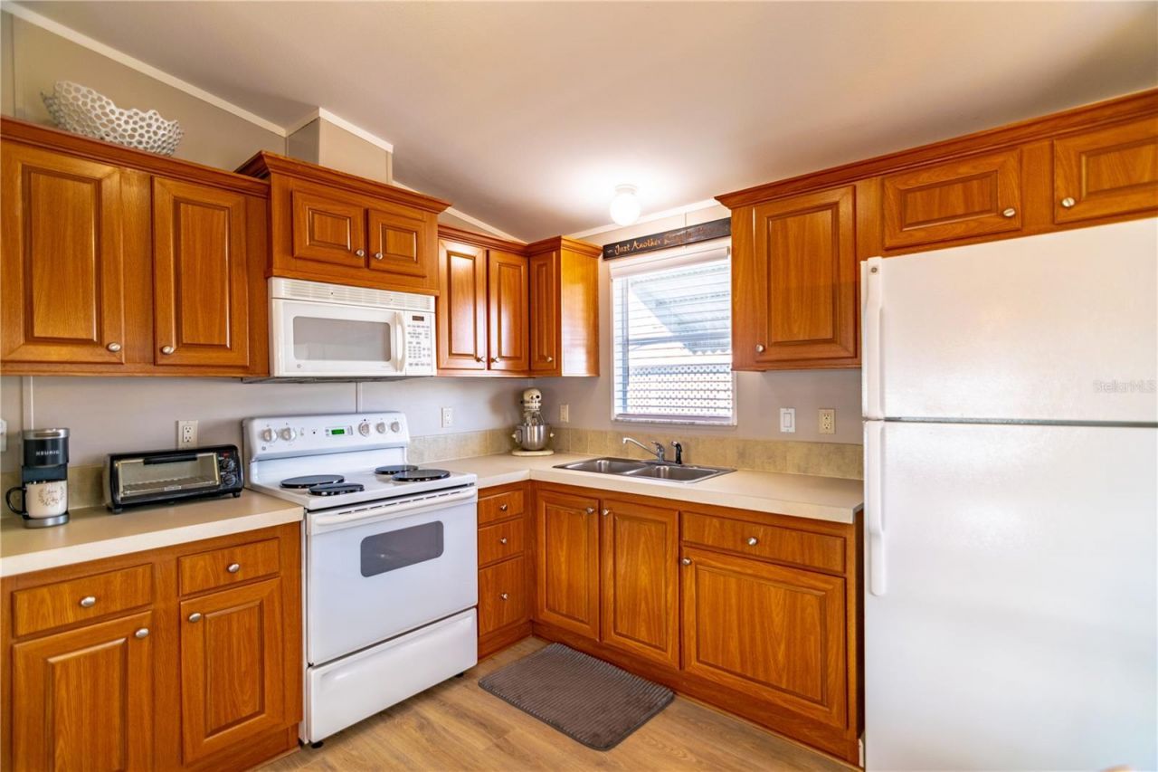 8320 Riverside Drive , Unit B, Punta Gorda, FL 33982 Photo