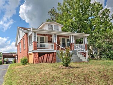 641 KING AVE, WAYNESBORO, VA 22980