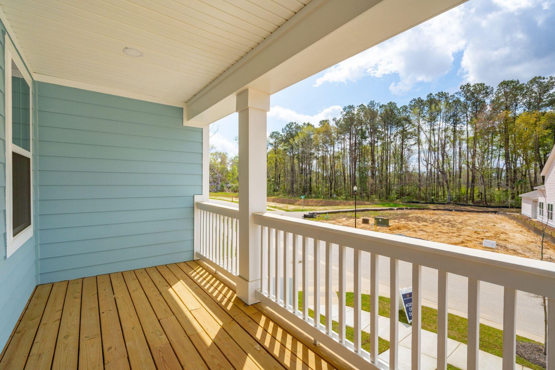 182 Cantona Drive Photo 48
