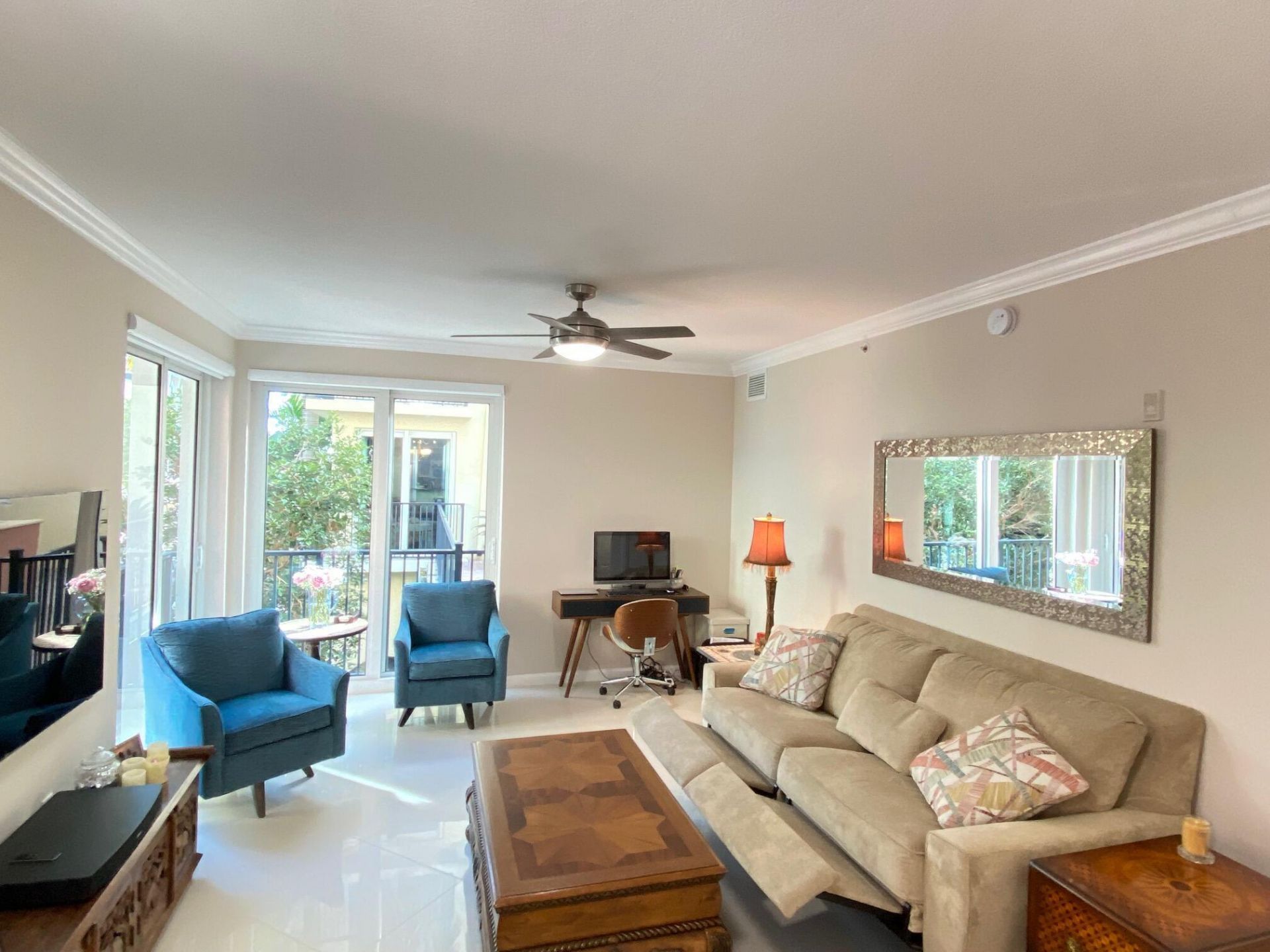 225 NE 1st Street, Unit 202, Delray Beach, FL 33444 Photo