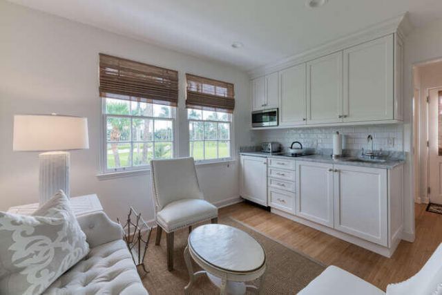 229 Pendleton Avenue, Palm Beach, FL 33480 Photo