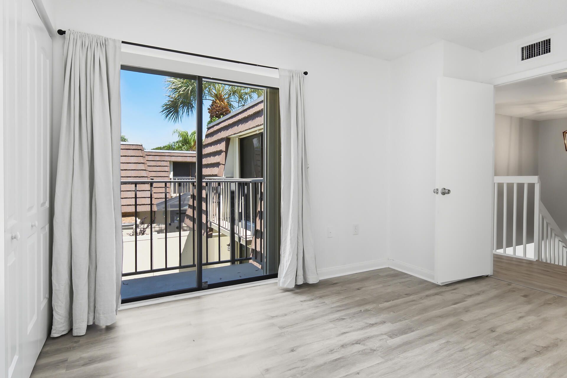 7224 72nd Way, West Palm Beach, FL 33407 Photo