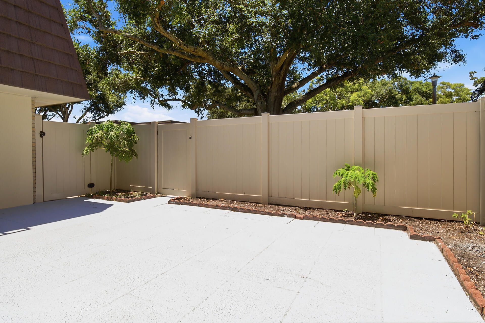 7224 72nd Way, West Palm Beach, FL 33407 Photo