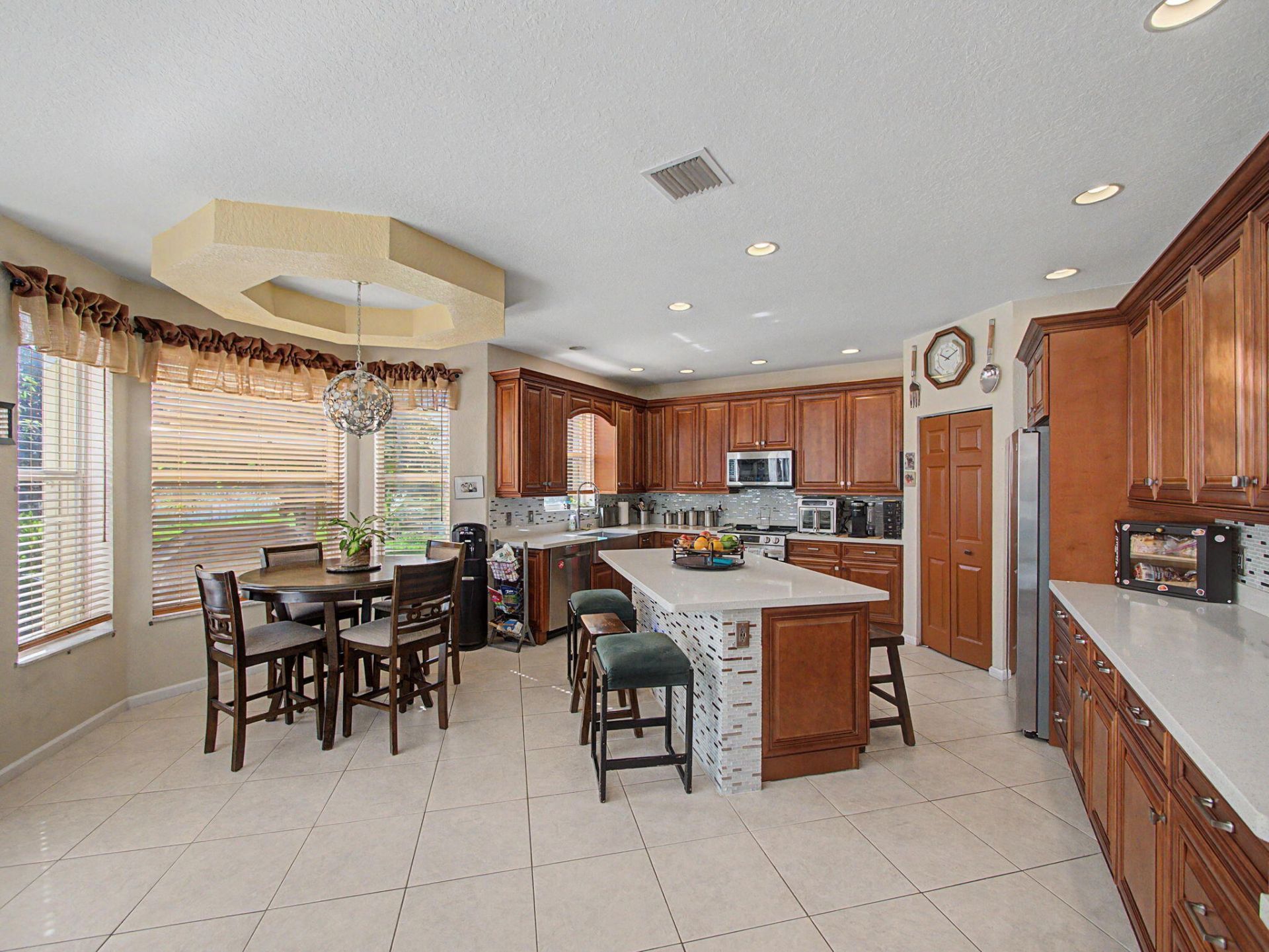 2745 Misty Oaks Circle, Royal Palm Beach, FL 33411 Photo