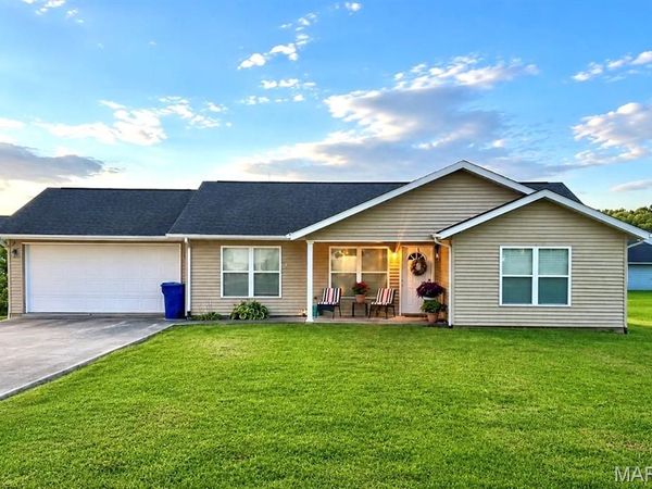 210 Black Willow Lane , Cape Girardeau, MO 63701
