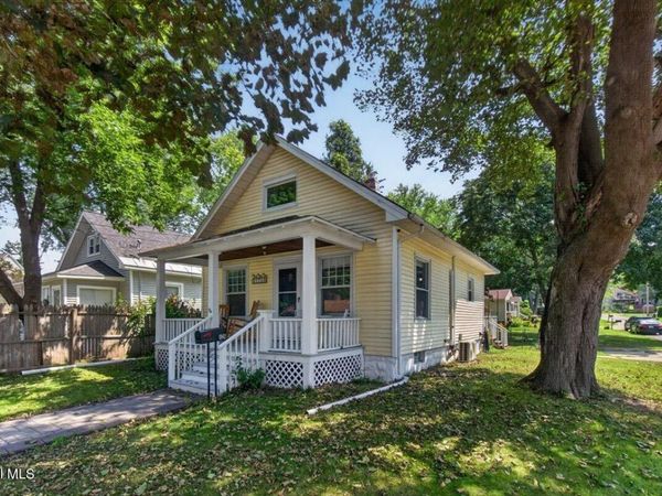 124 Gifford Road, Schenectady, NY 12304