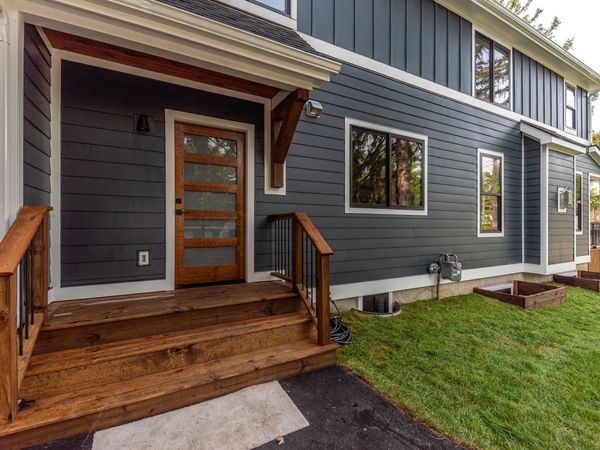 701 S 7th Street, Ann Arbor, MI 48103