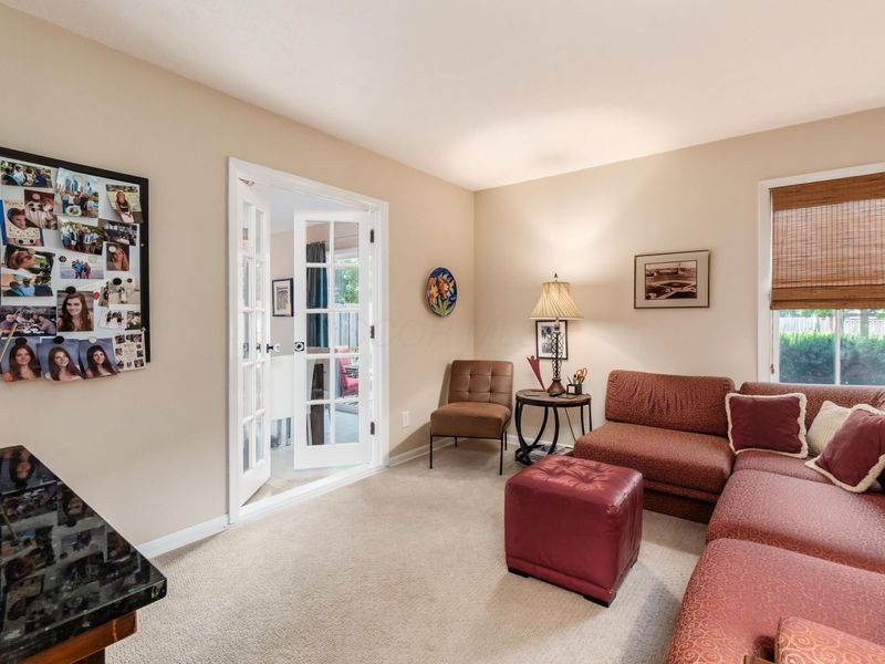 1514 Lafayette Drive, Unit 1514A, Columbus, OH 43220 Photo 14
