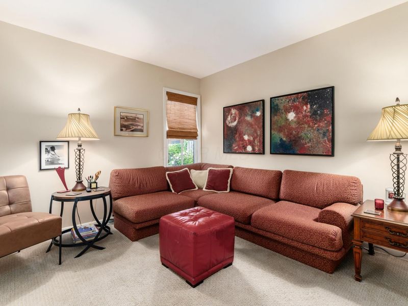 1514 Lafayette Drive, Unit 1514A, Columbus, OH 43220 Photo 15