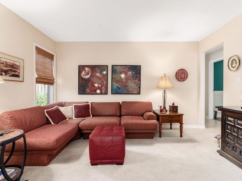 1514 Lafayette Drive, Unit 1514A, Columbus, OH 43220 Photo 16