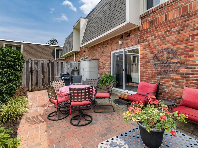 1514 Lafayette Drive, Unit 1514A, Columbus, OH 43220 Photo 25