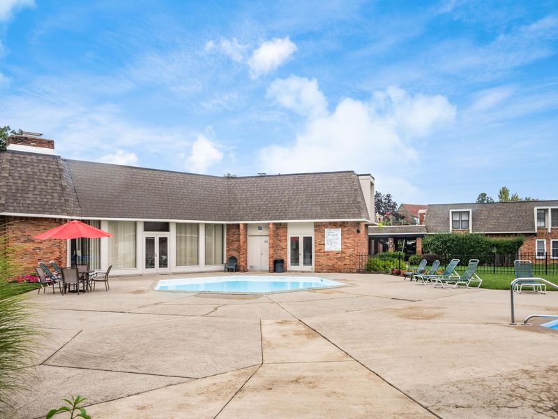 1514 Lafayette Drive, Unit 1514A, Columbus, OH 43220 Photo 33