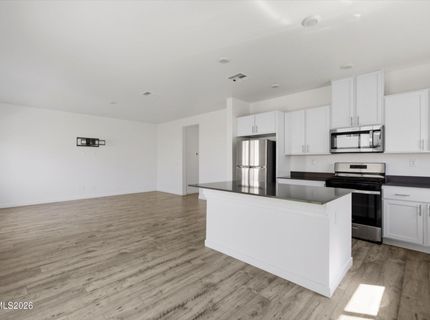 8939 Wolf Moon Drive, Reno, NV 89506 Photo