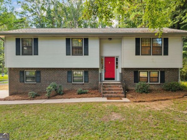 6193 Pine Lane, Douglasville, GA 30135