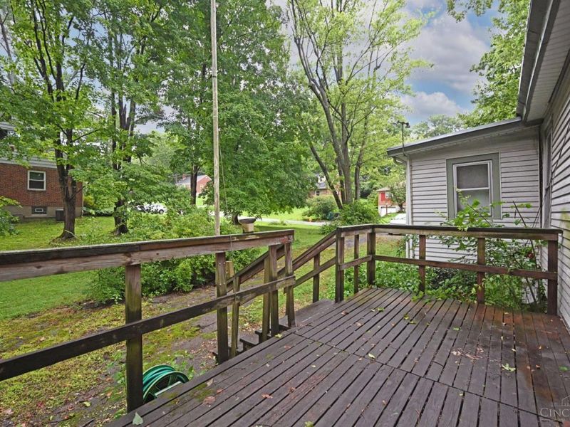1621 Raglan Street, Cincinnati, OH 45230 Photo 28