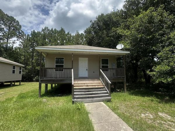 6194 E Ridley Street, Bay Saint Louis, MS 39520