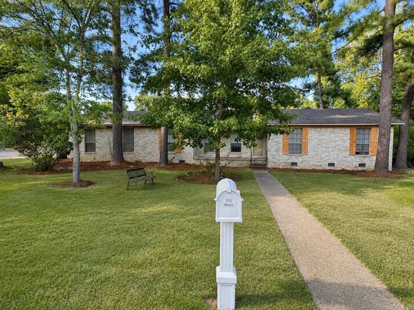122 Berkshire Cir , Jacksonville, AR 72076