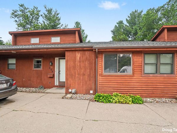 228 S Wall Street, Unit 2, Zeeland, MI 49464
