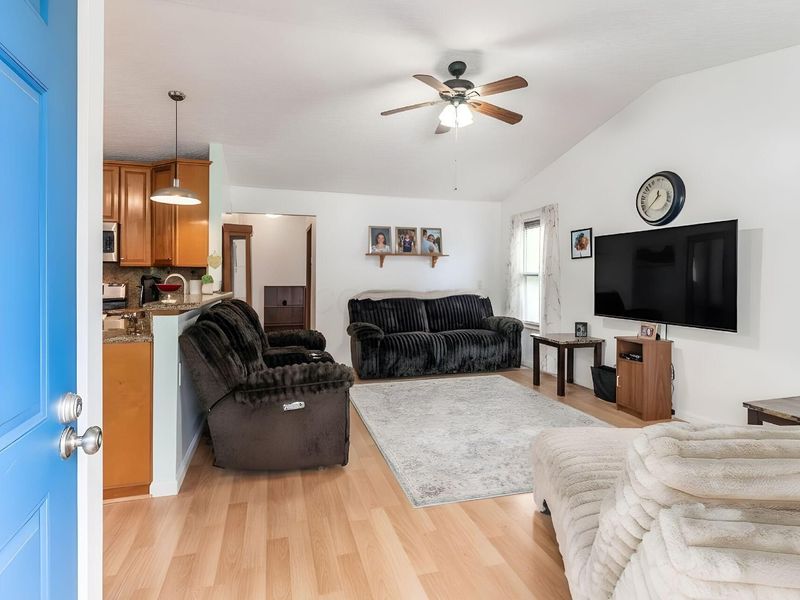 3605 Sugar Loaf Court , Columbus, OH 43221 Photo 6