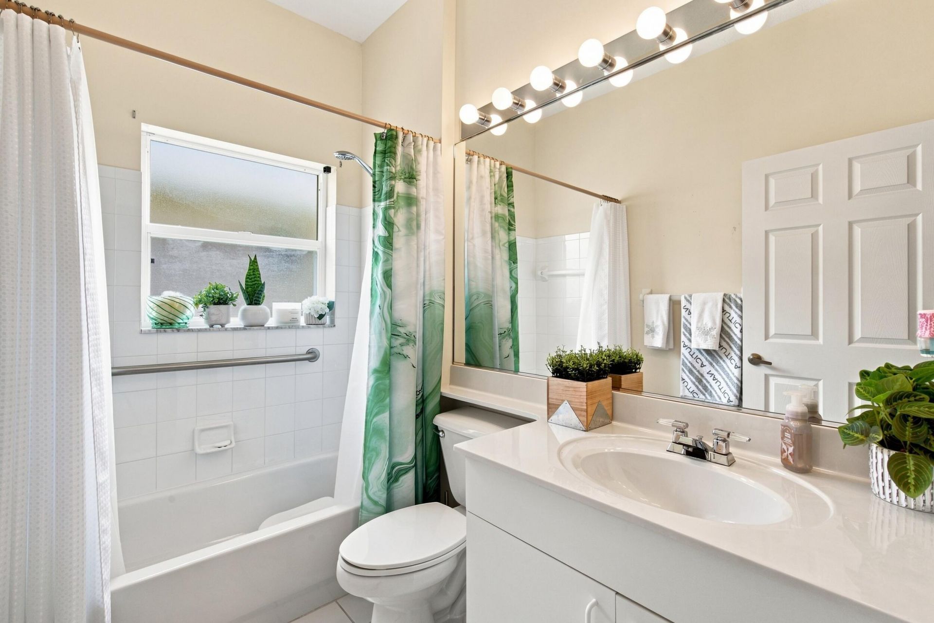 532 NW Portofino Lane, Port Saint Lucie, FL 34986 Photo