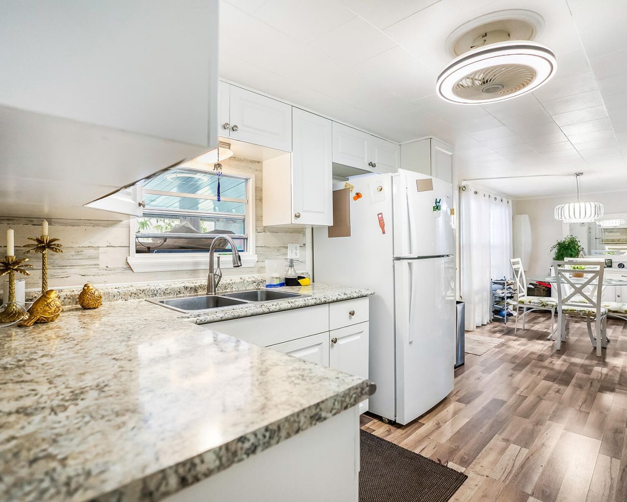 8500 SW 18th Place, Davie, FL 33324 Photo
