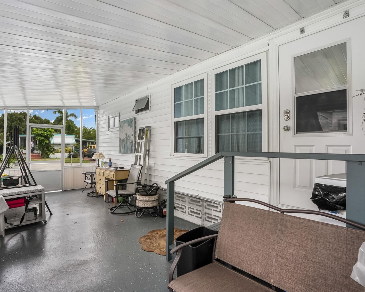8500 SW 18th Place, Davie, FL 33324 Photo