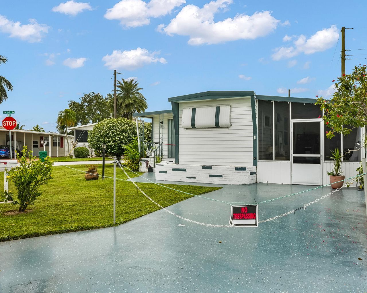 8500 SW 18th Place, Davie, FL 33324 Photo
