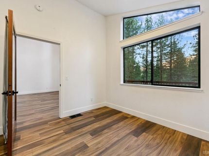 1892 Osage Circle, South Lake Tahoe, CA 96150 Photo