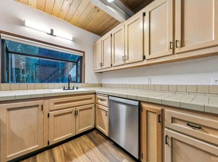 1892 Osage Circle, South Lake Tahoe, CA 96150 Photo