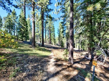 1892 Osage Circle, South Lake Tahoe, CA 96150 Photo