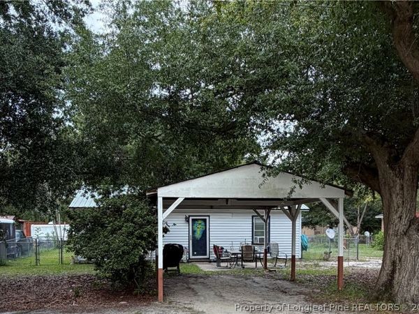 4313 Calhoun Drive, Hope Mills, NC 28348