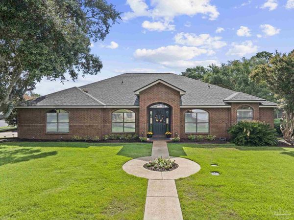 1188 Tiger Trace Blvd, Gulf Breeze, FL 32563