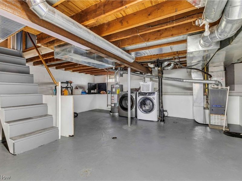 313 Woodside Avenue NE, North Canton, OH 44720 Photo 15