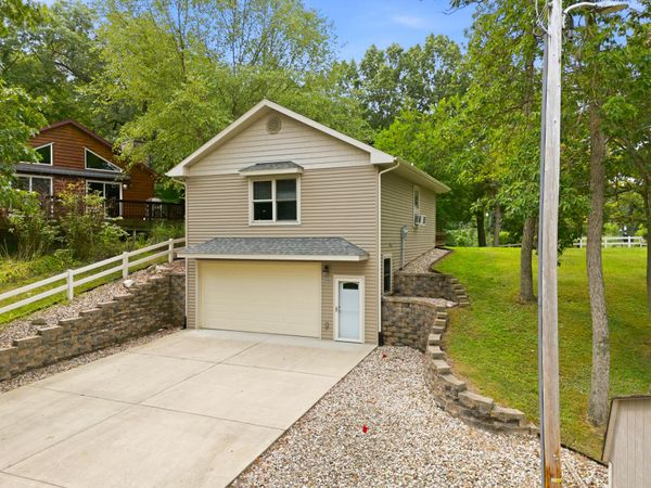 94482 Drive A, Lawton, MI 49065