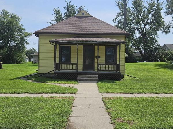 212 E Webster Street, Osceola, IA 50213
