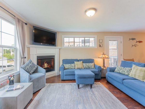 151 Railroad Avenue E, Unit A, Traverse City, MI 49686