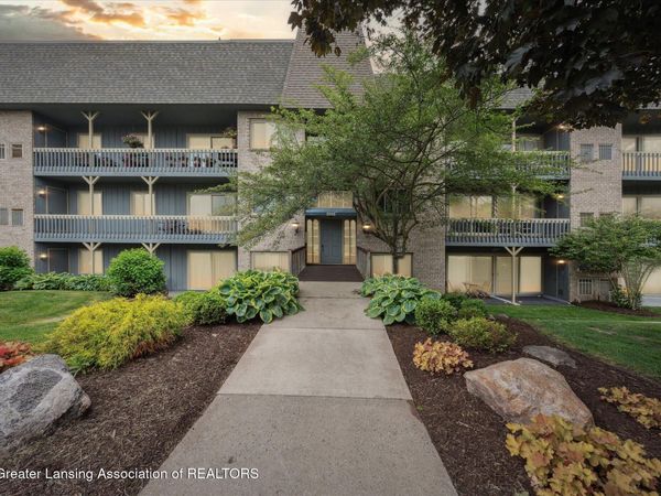 2926 Mount Hope Road, Okemos, MI 48864