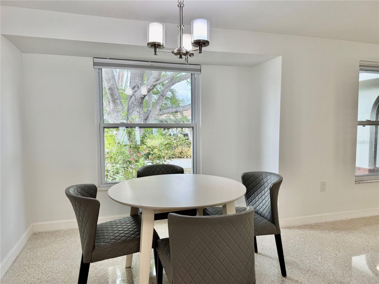 8228 Constance Drive, Sarasota, FL 34243 Photo