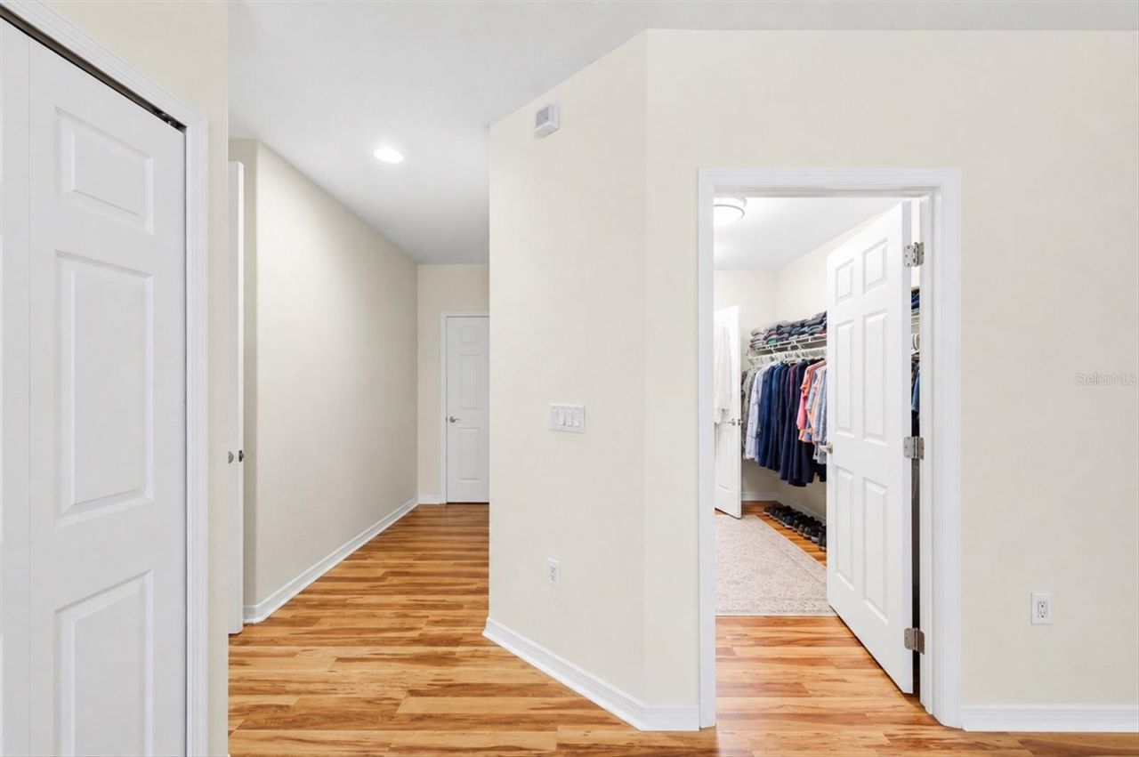 3971 Square East Lane, Unit 8, Sarasota, FL 34238 Photo