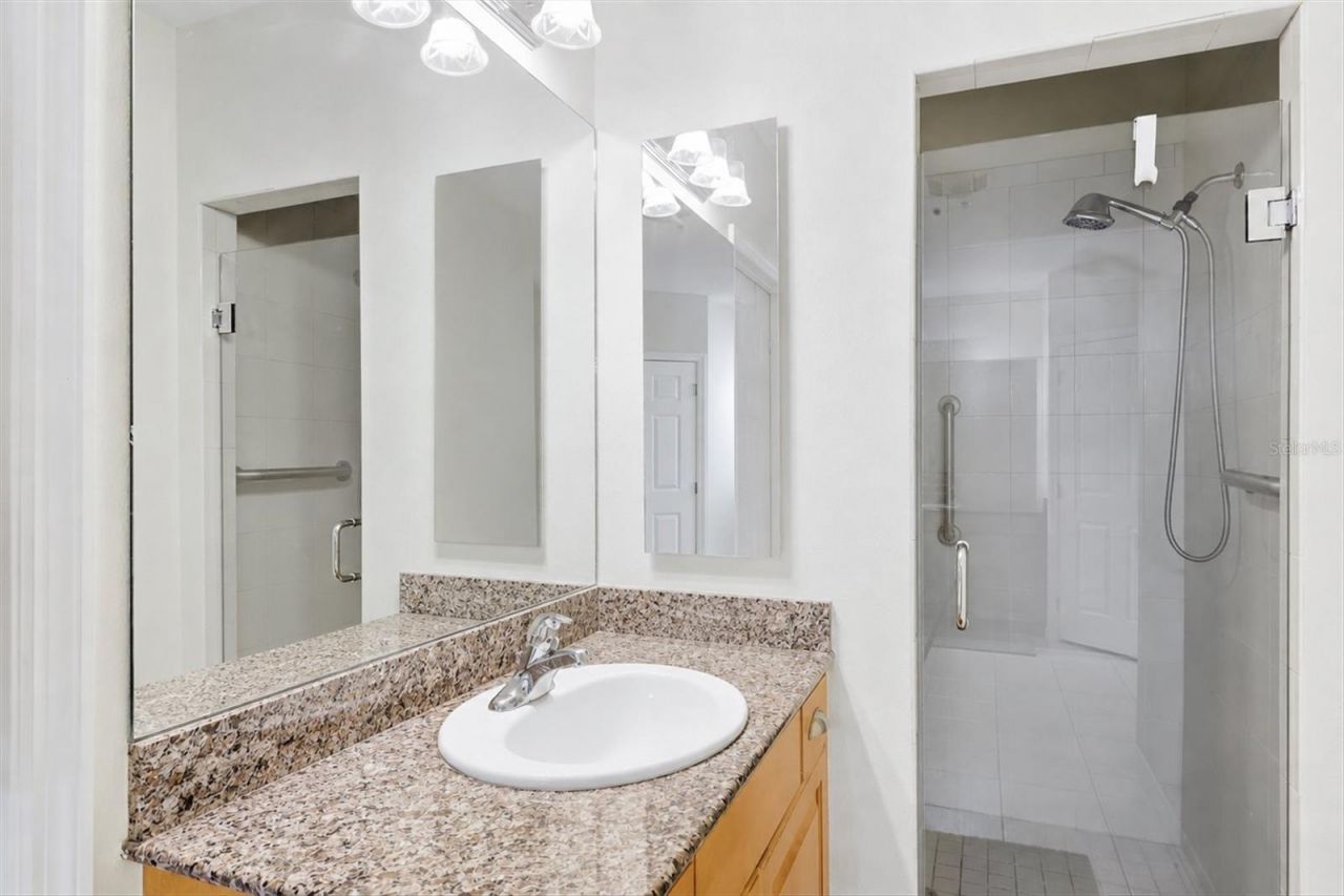 3971 Square East Lane, Unit 8, Sarasota, FL 34238 Photo