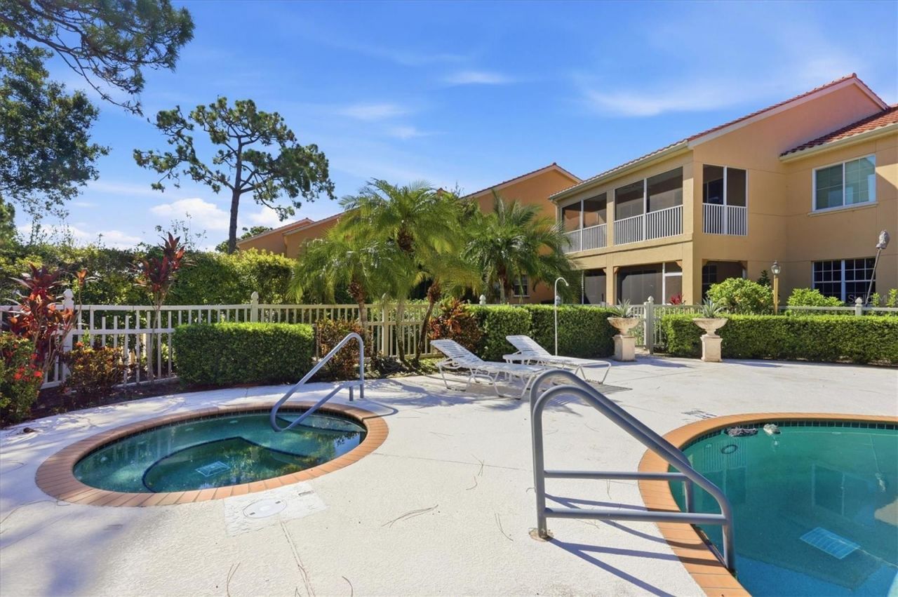 3971 Square East Lane, Unit 8, Sarasota, FL 34238 Photo