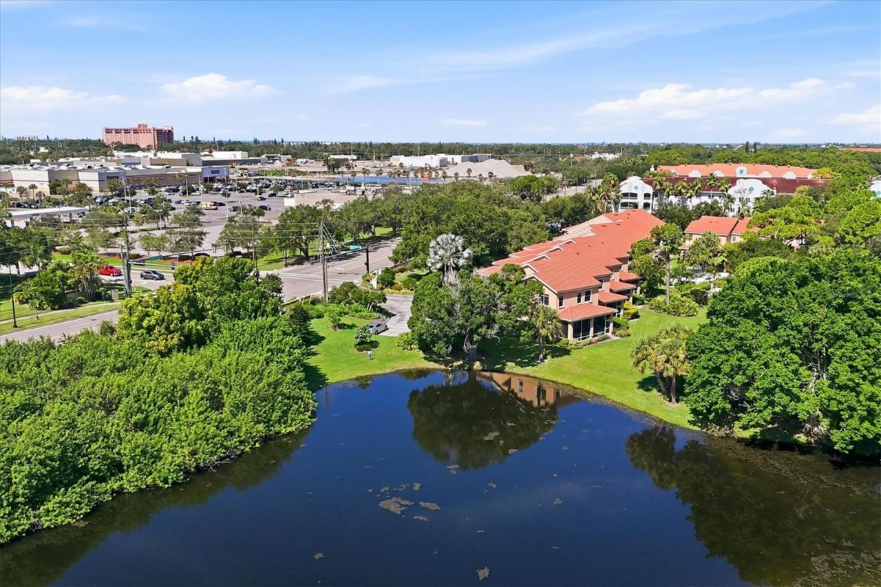 3971 Square East Lane, Unit 8, Sarasota, FL 34238 Photo