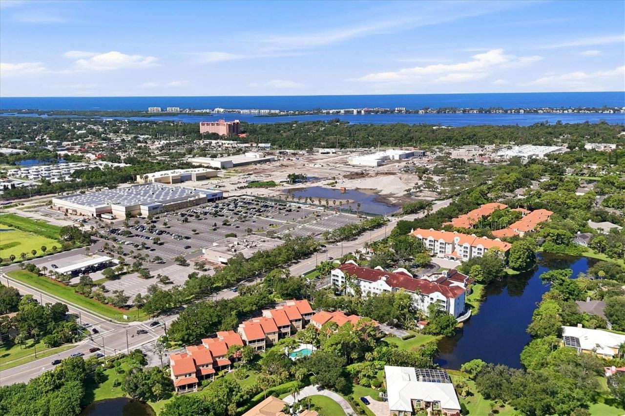 3971 Square East Lane, Unit 8, Sarasota, FL 34238 Photo