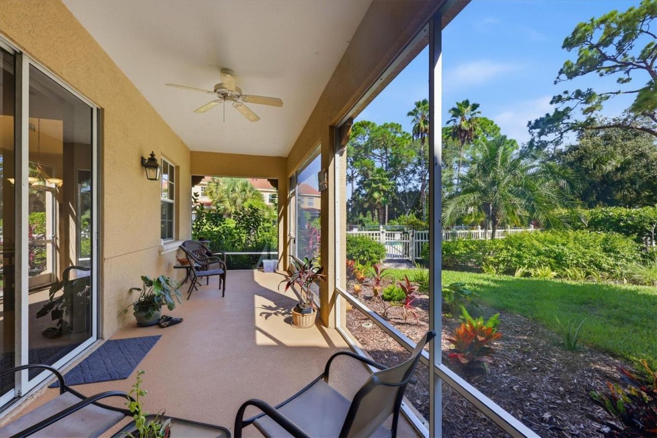 3971 Square East Lane, Unit 8, Sarasota, FL 34238 Photo